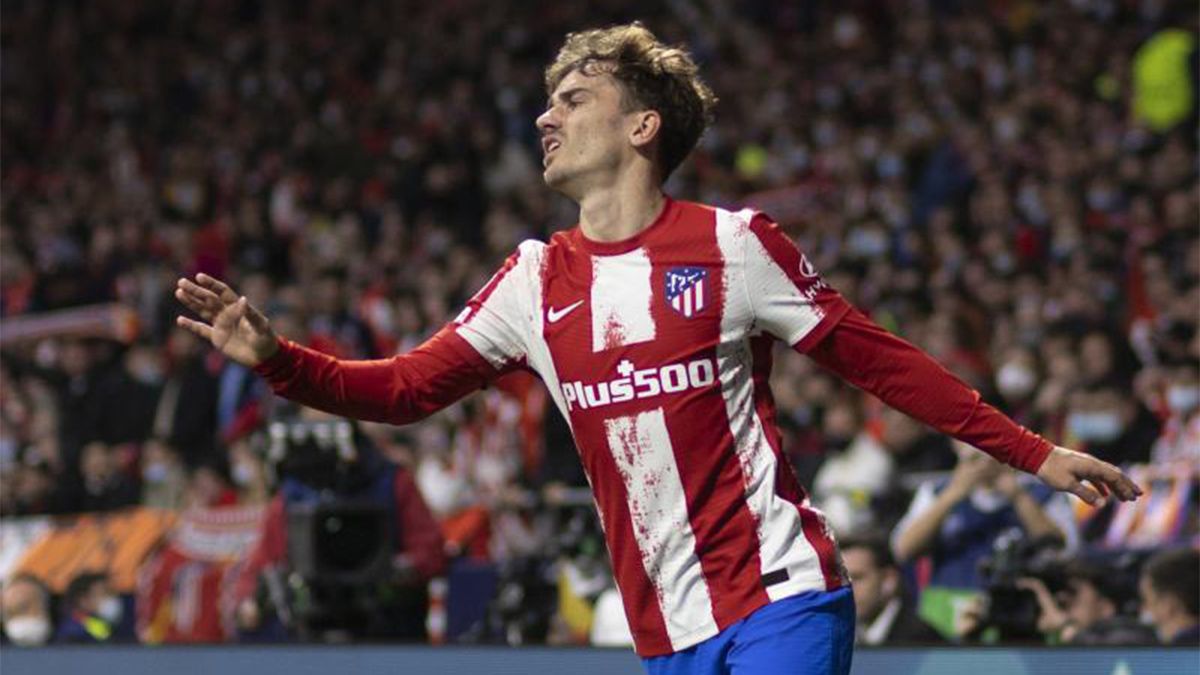 Antoine Griezmann se lamenta durante el encuentro ante el Manchester City