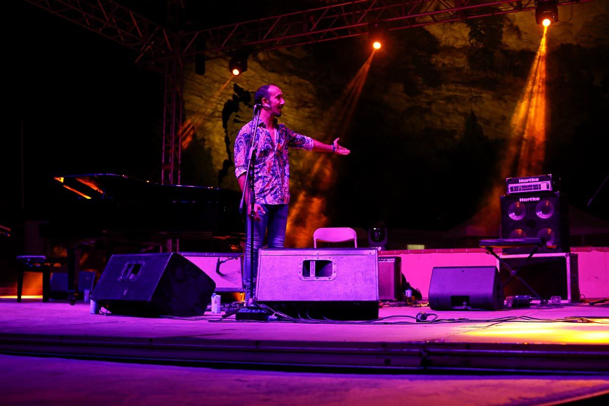 Jazz bajo la muralla en las Festes de la Terra