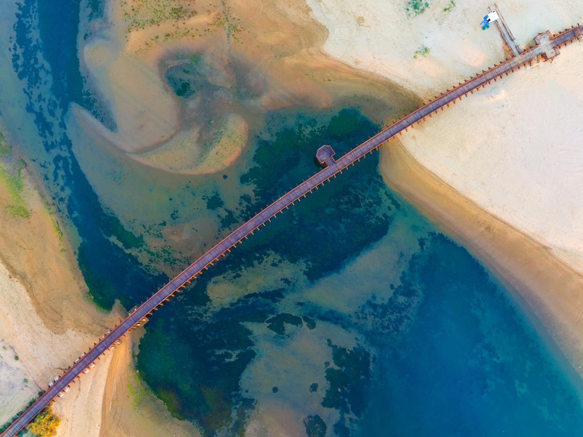 Puente de la Playa de la Gaviota, en Isla Cristina