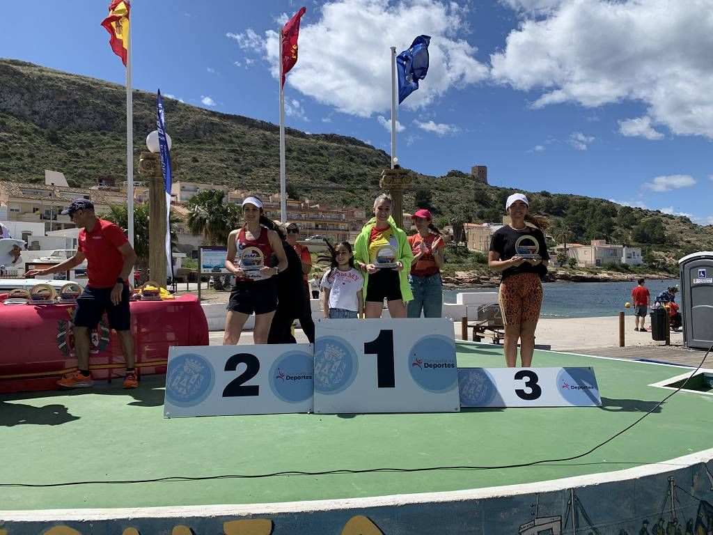 Imágenes de la carrera popular en La Azohia este sábado