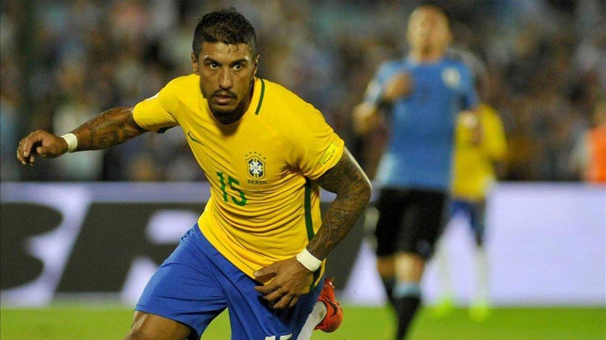 Paulinho, con la selección de Brasil