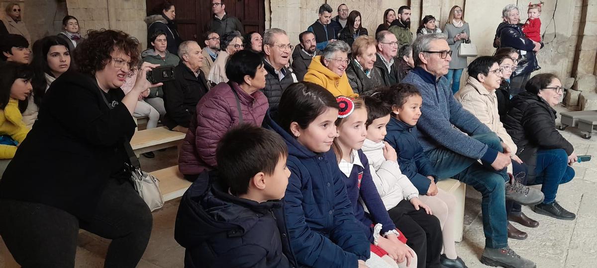 GALERÍA | La Junta Pro-Semana Santa de Toro entrega los premios a los escolares ganadores de su concurso de dibujo GALERÍA | La Junta Pro-Semana Santa de Toro entrega los premios a los escolares ganadores de su concurso de dibujo