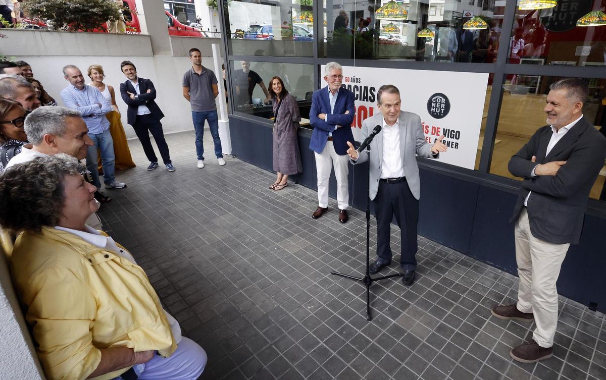 El mítico Corner Hut de Vigo cumple 50 años