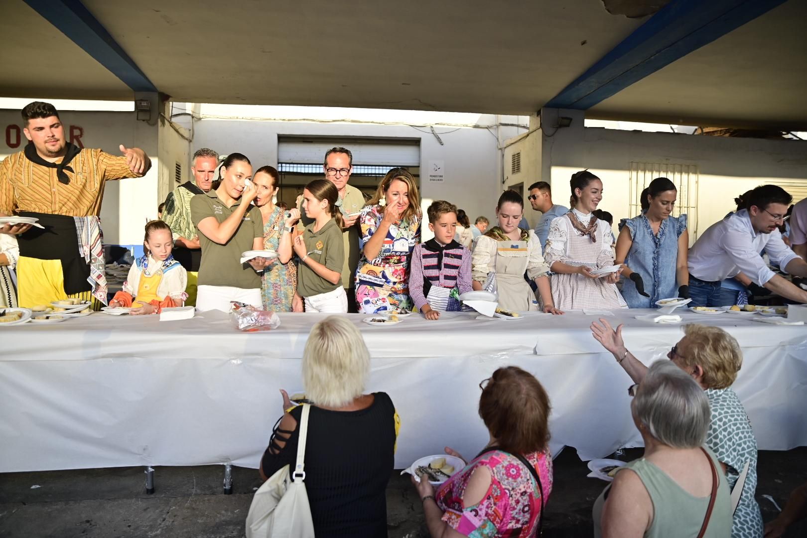 Galería | Torrà de sardinas en el Grau en Sant Pere