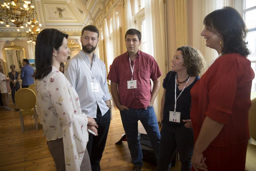 Reunión de "Compromiso Asturias XXI" en Las Caldas