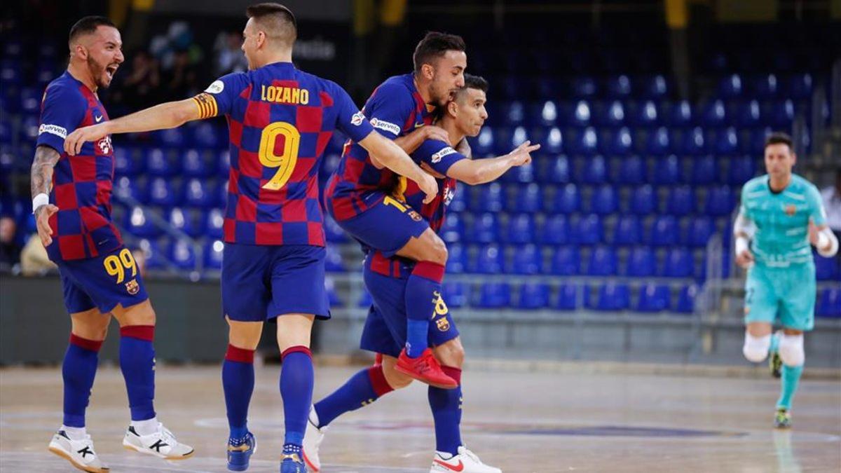 El Barça celebra uno de los goles ante el Pescados Rubén Burela