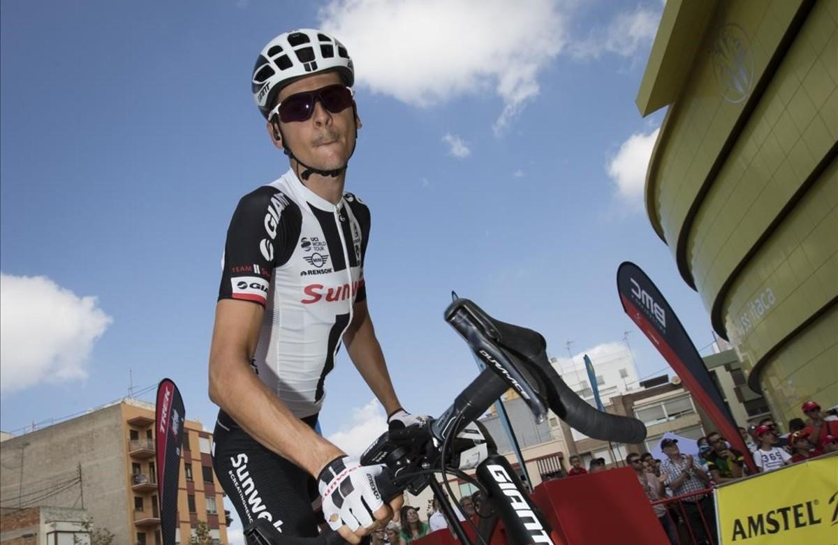 segea39788164 team sunweb s french cyclist warren barguil prepares for 6th170826111222