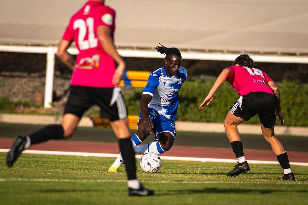 Partido de pretemporada: CD Marino-CD Tenerife
