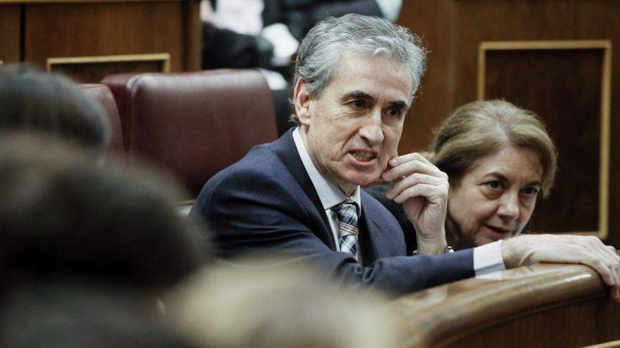 Jaúregui cree que la abdicación no garantiza volver a legitimar la Monarquía