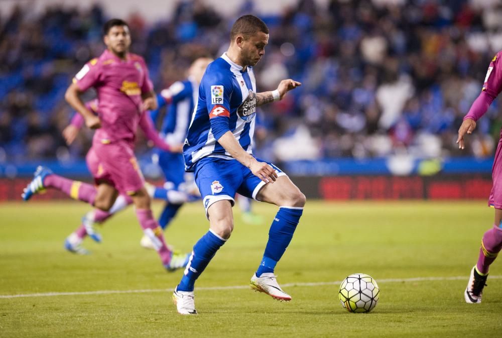 El Deportivo cae ante Las Palmas en Riazor