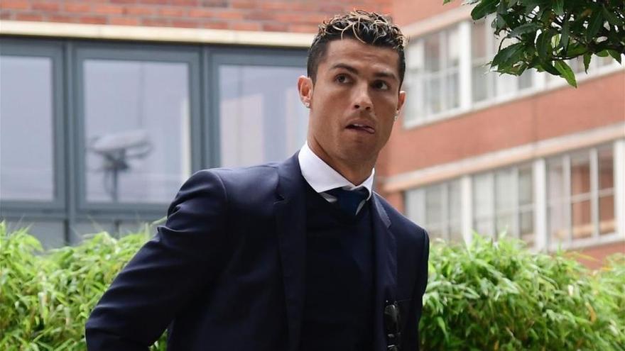 Cristiano se marcha del juzgado sin comparecer públicamente