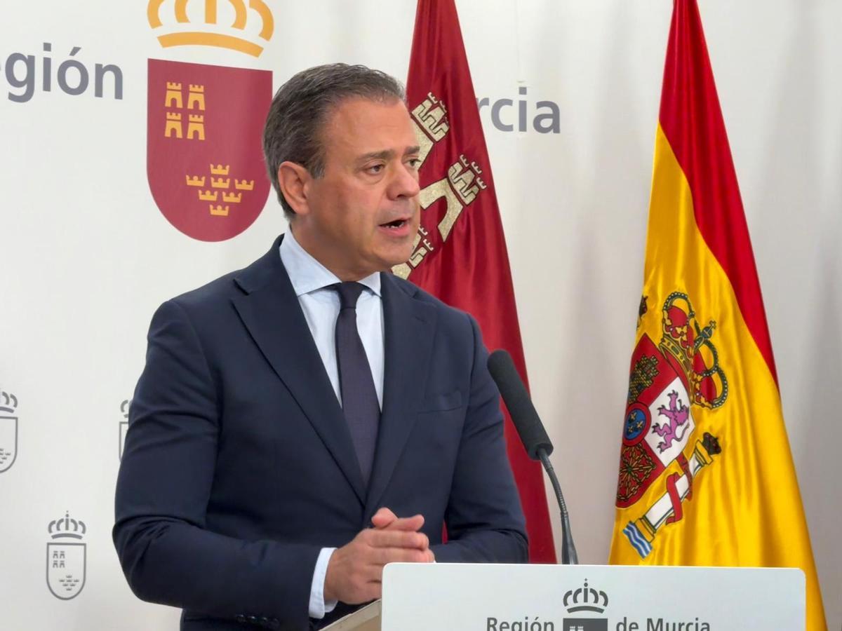 Marcos Ortuño, este jueves en la rueda de prensa posterior al Consejo de Gobierno