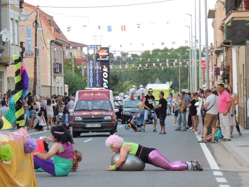 Fiestas en Zamora: Desfile en Camarzana de Tera