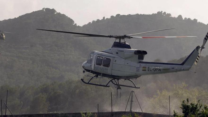 Un helicóptero de extinción de incendios.