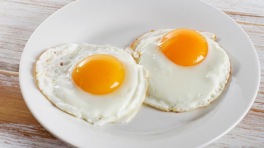 ¿Qué pasa si comes huevos fritos todos los días?