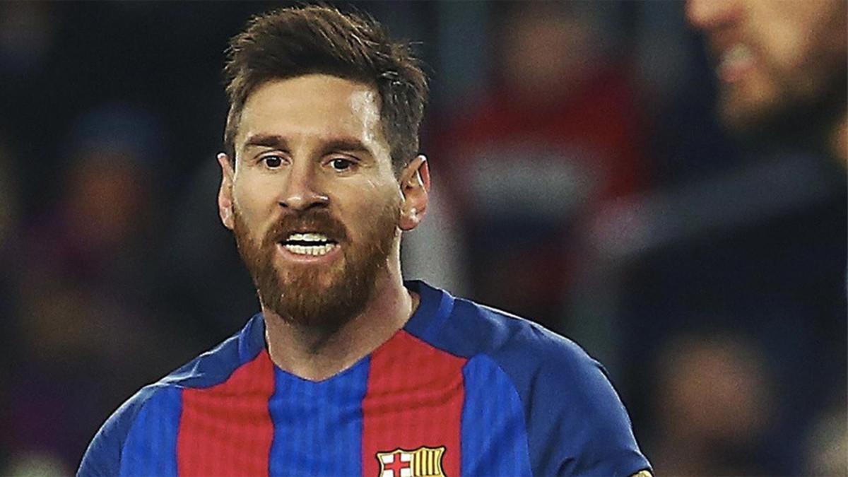 Leo Messi quiere enseñar los dientes este miércoles ante el PSG en el Camp Nou