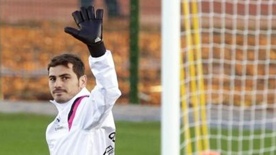 Iker Casillas s&#039;acomiada.