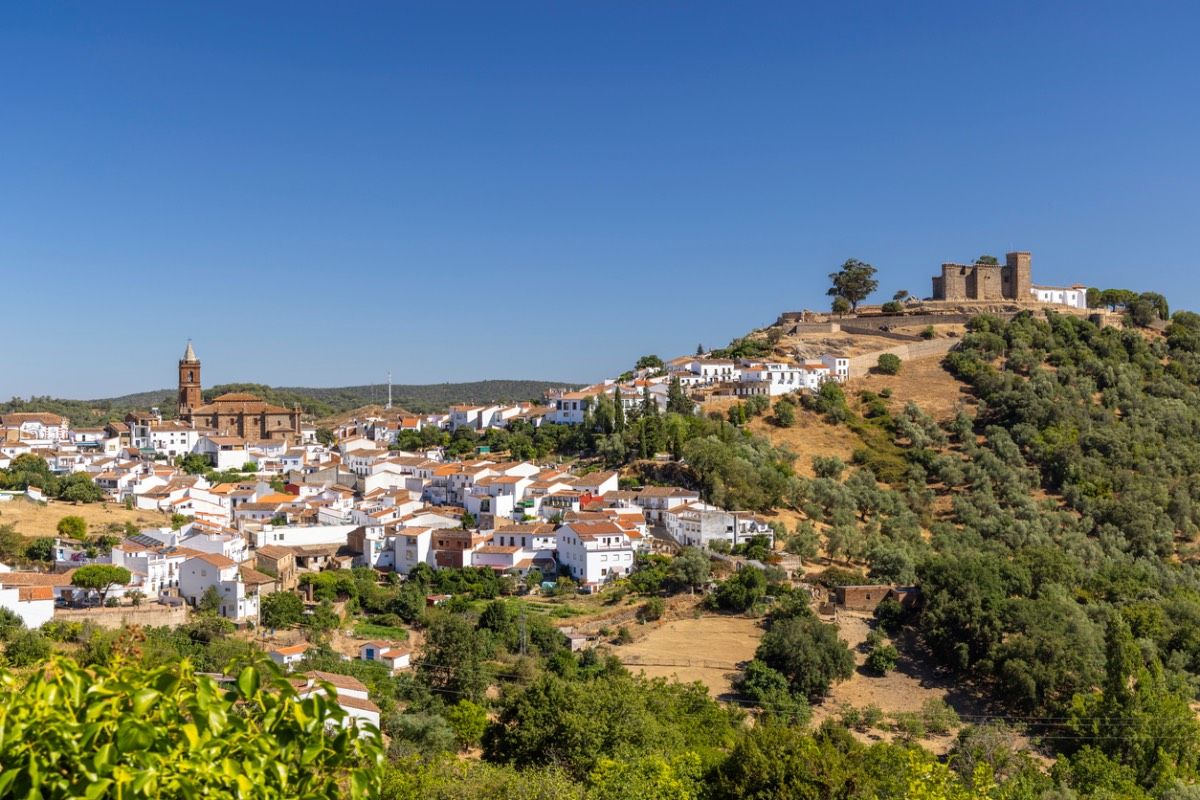 El pueblo onubense que guarda una de las ermitas más bonitas y especiales de España