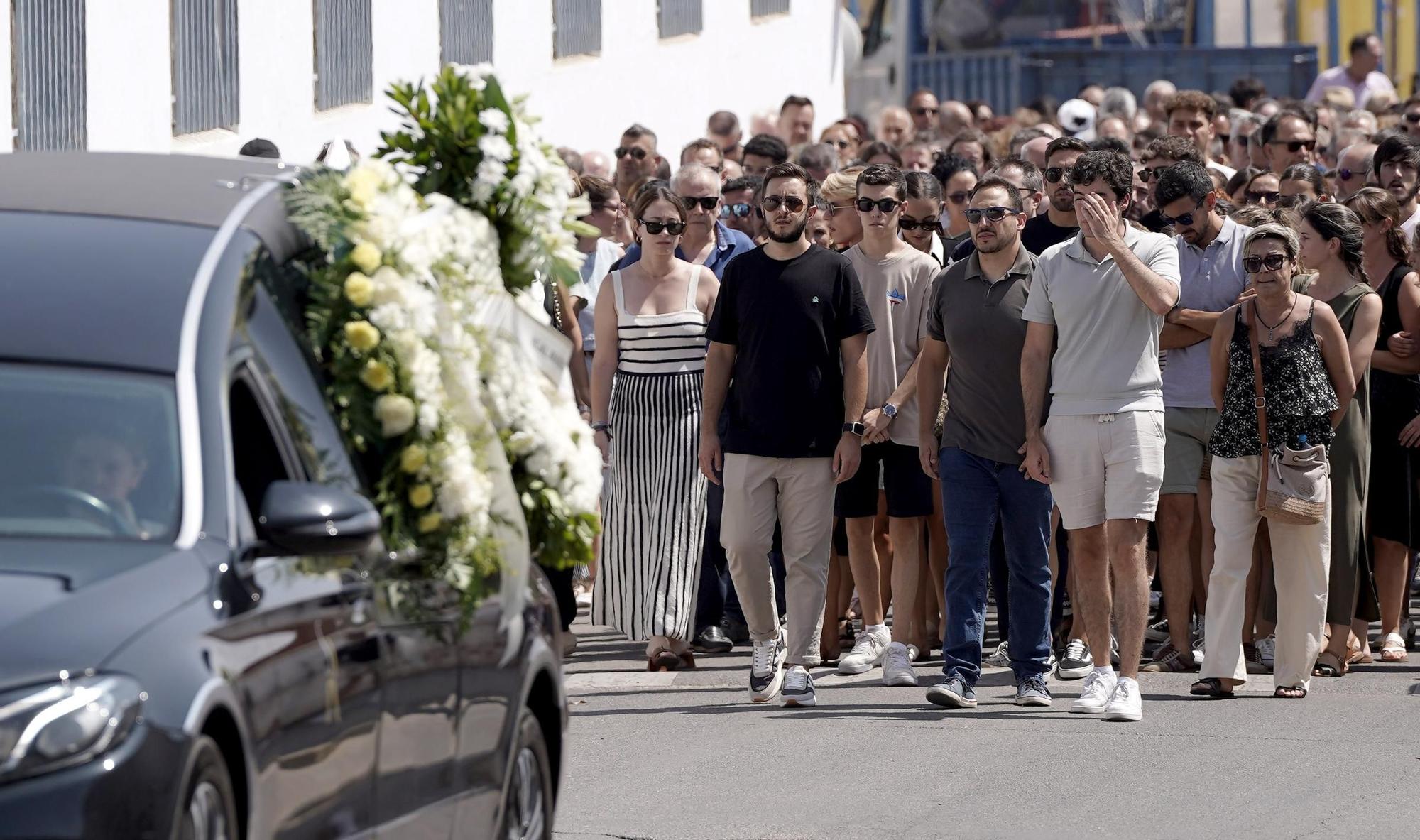 Entierron en Mocejón, Toledo, de Mateo, el niño asesinado mientras jugaba al fútbol.