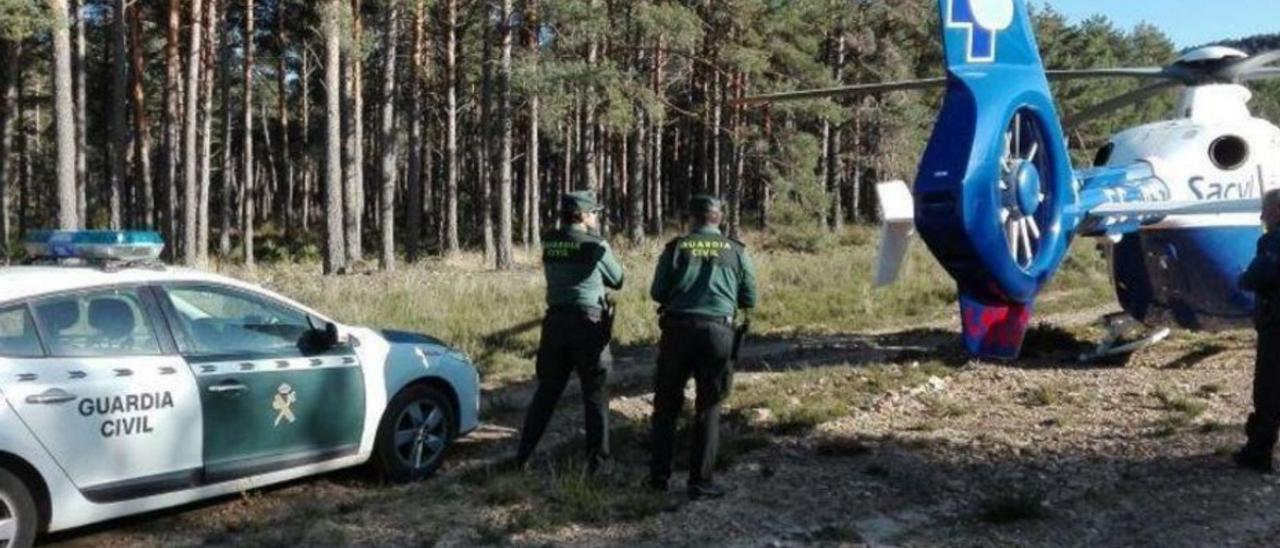 Helicóptero que evacuó al trabajador fallecido.