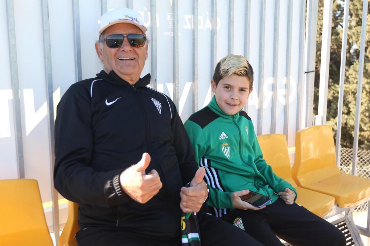 La afición cordobesista, con su equipo en Cádiz