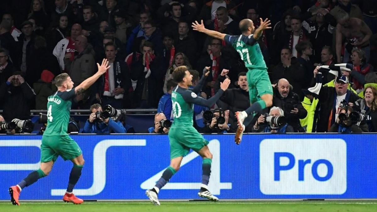 Lucas Moura celebra su tercer gol, que lleva al Tottenham a la final de la Champions.