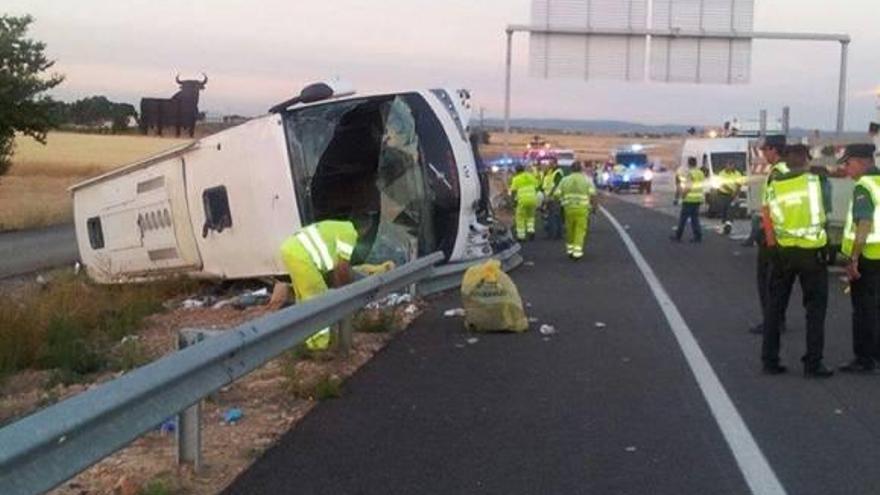 Un accidente de autobús en Ciudad Real se salda con 53 heridos, dos de ellos graves