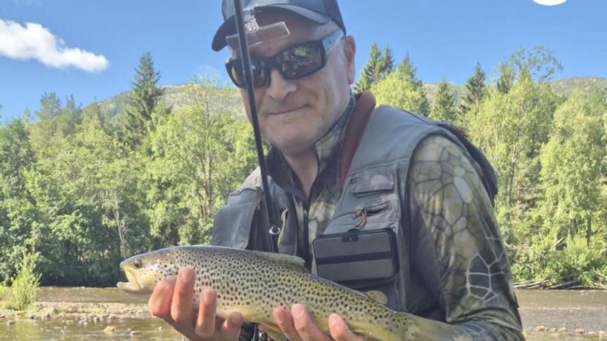 el padronés José Manuel Socastro gana el oro de pesca a mosca máster con España