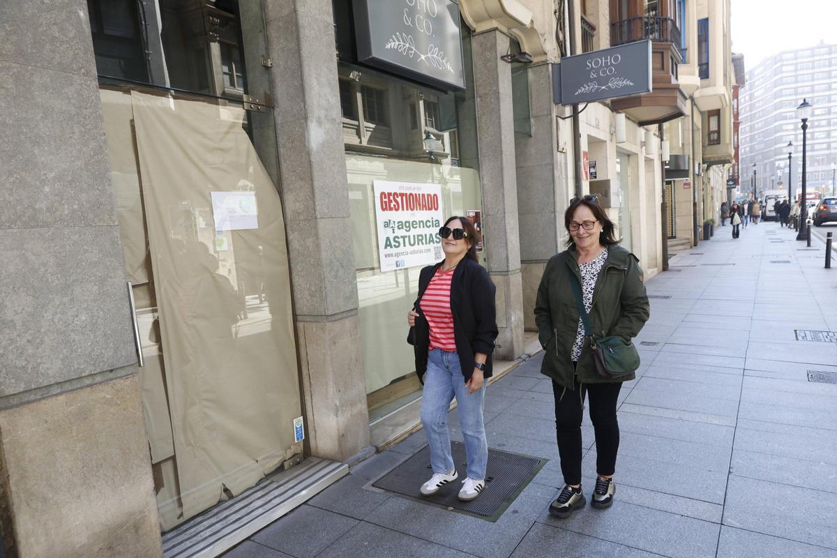 Gijón abraza el desembarco de grandes marcas a Corrida y Los Moros (en imágenes)