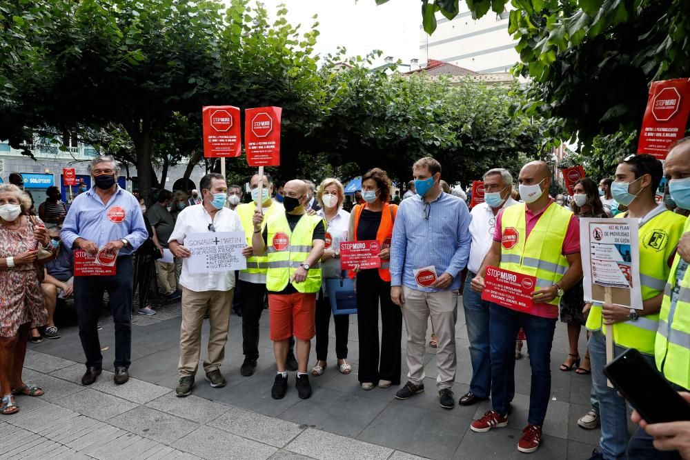 Movilización contra las peatonalización en Gijón