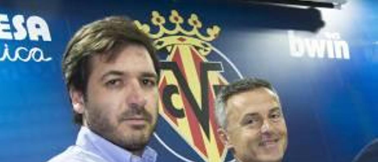 Fernando Roig Negueroles junto a Fran Escribá durante su renovación.