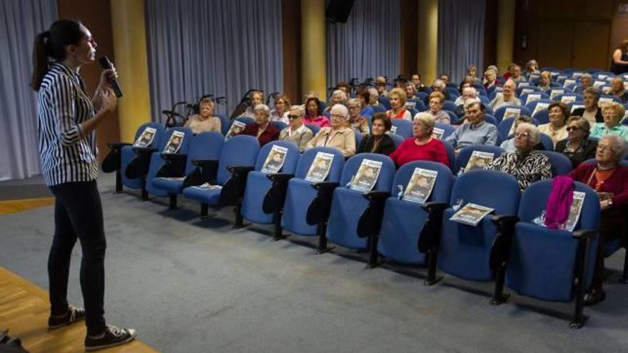 Un momento de la charla de ayer.