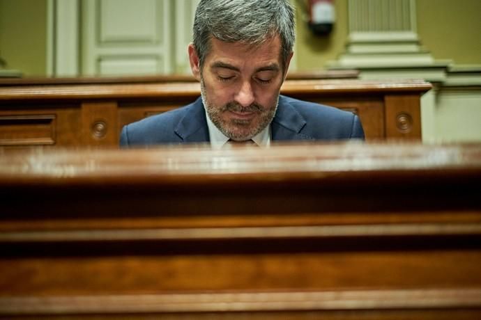 Pleno Parlamento de Canarias. Fernando Clavijo