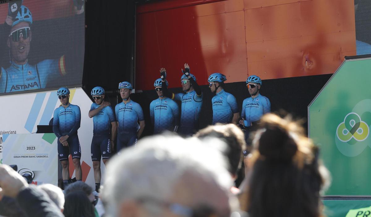 Salida de la Volta Ciclista a la Comunitat Valenciana desde Bétera Salida de la Volta Ciclista a la Comunitat Valenciana desde Bétera