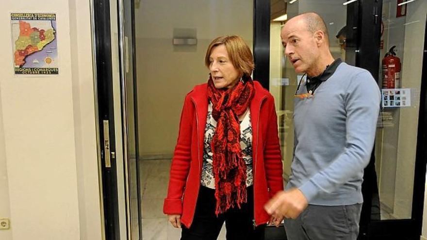 Carme Forcadell imparteix una classe a Manresa