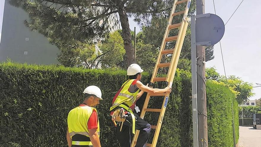 Administraciones y Telefónica agilizan la llegada de la fibra a más de 36 localidades de Castellón