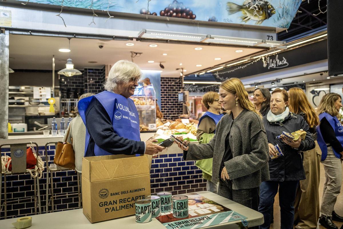 Empieza la recogida solidaria de alimentos del Gran Recapte