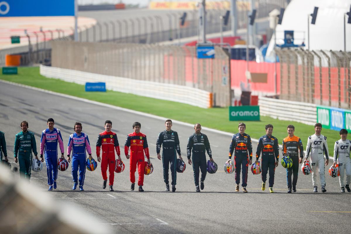 Los pilotos que están participando en los últimos test de pretemporada en Baréin.