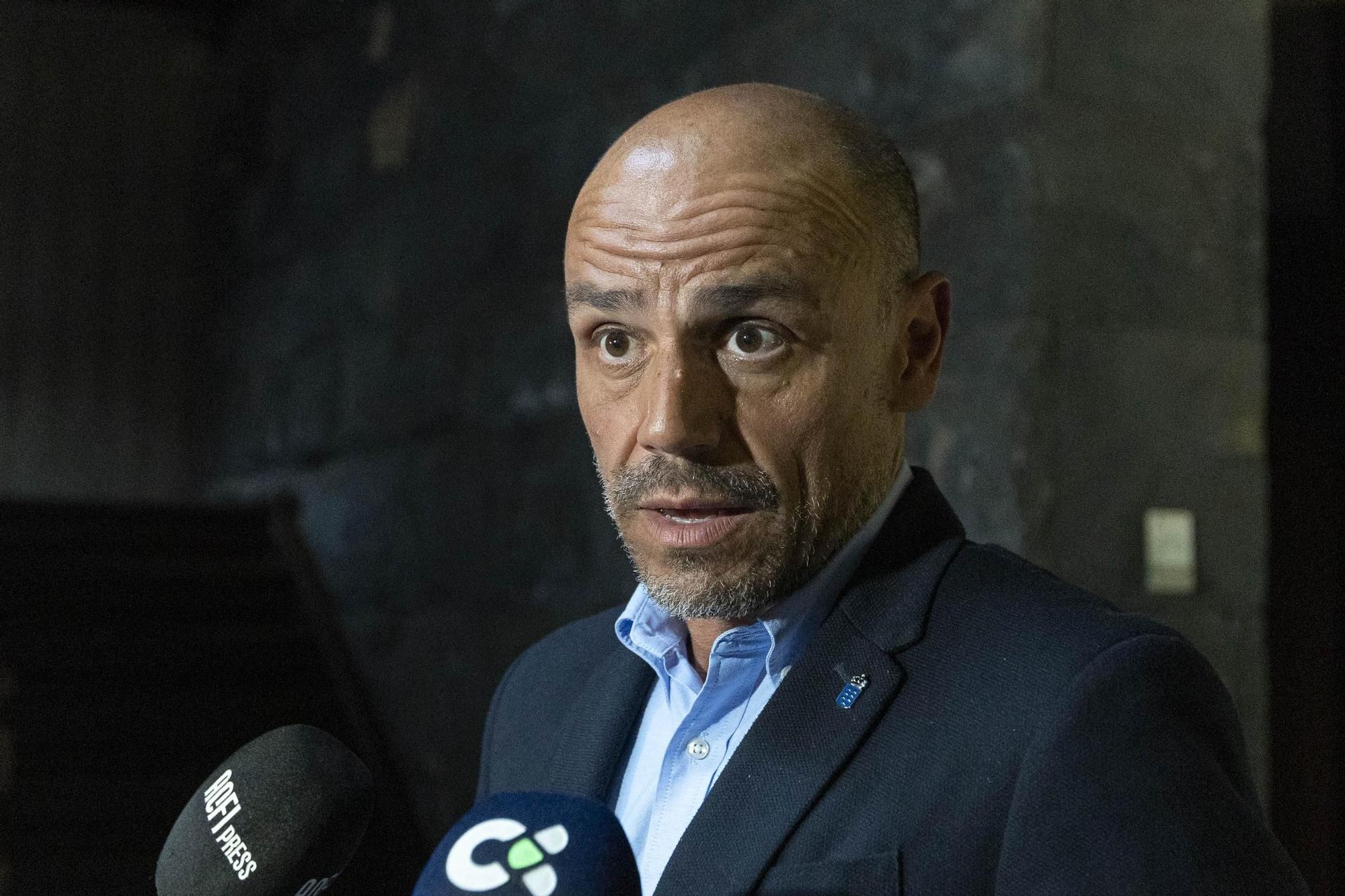 Sánchez responde con el silencio a la llamadas de Clavijo sobre el barco  con hantavirus letal que se dirige a Canarias
