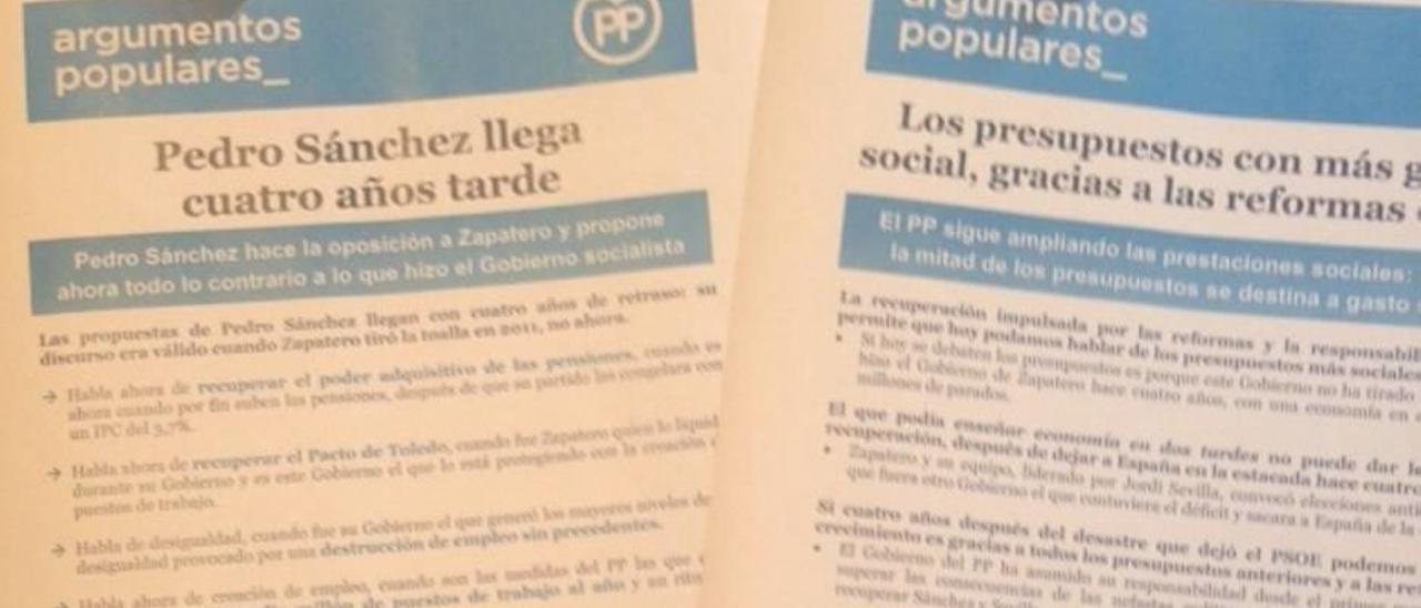 Imagen de los argumentarios del PP que ayer llegaron al Consolat.