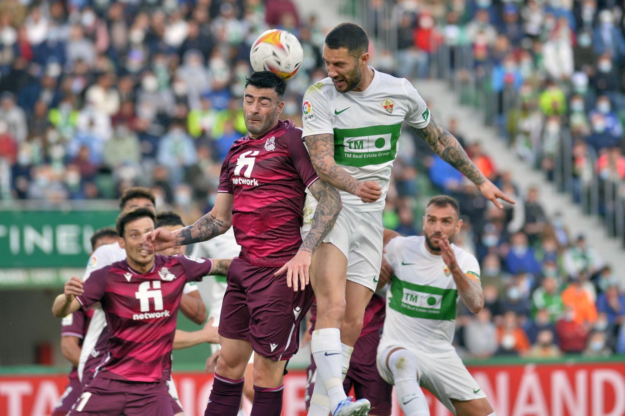 Imágenes del encuentro entre el Elche CF y la Real Sociedad.zip