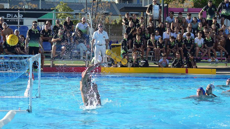 El Waterpolo Málaga buscará este domingo en casa recuperar la senda ganadora ante el líder de la Liga