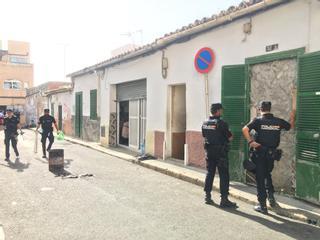 Ocho detenidos y más de 60.000 euros intervenidos en una operación antidroga contra el  clan de 'el Pablo' en La Soledat