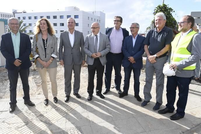 25-09-19 LAS PALMAS DE GRAN CANARIA. AVENIDA BLAS CABRERA FELIPE. LAS PALMAS DE GRAN CANARIA. METROGUAGUA. MetroGuagua en Blas Cabrera Felipe. El alcalde y concejales de la Corporación, realizan un recorrido por el tramo de MetroGuagua del Paseo Blas Cabrera Felipe. Fotos: Juan Castro.  | 25/09/2019 | Fotógrafo: Juan Carlos Castro