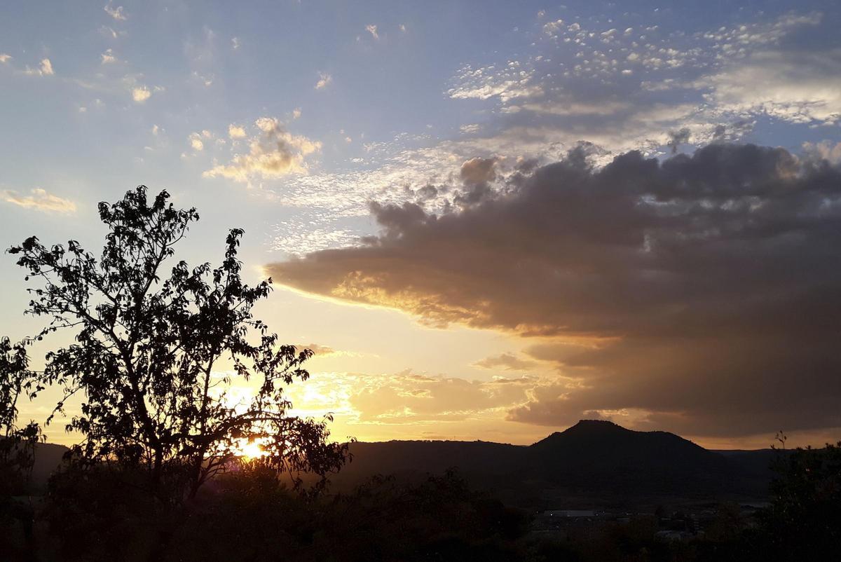 Posta de sol des de la Torre Santa Caterina, Manresa.