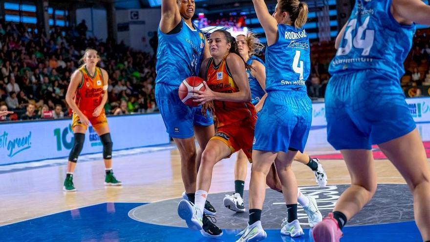 Valencia Basket: Crónica Semifinal Supercopa LF Endesa Valencia BC -  Perfumerías Avenida