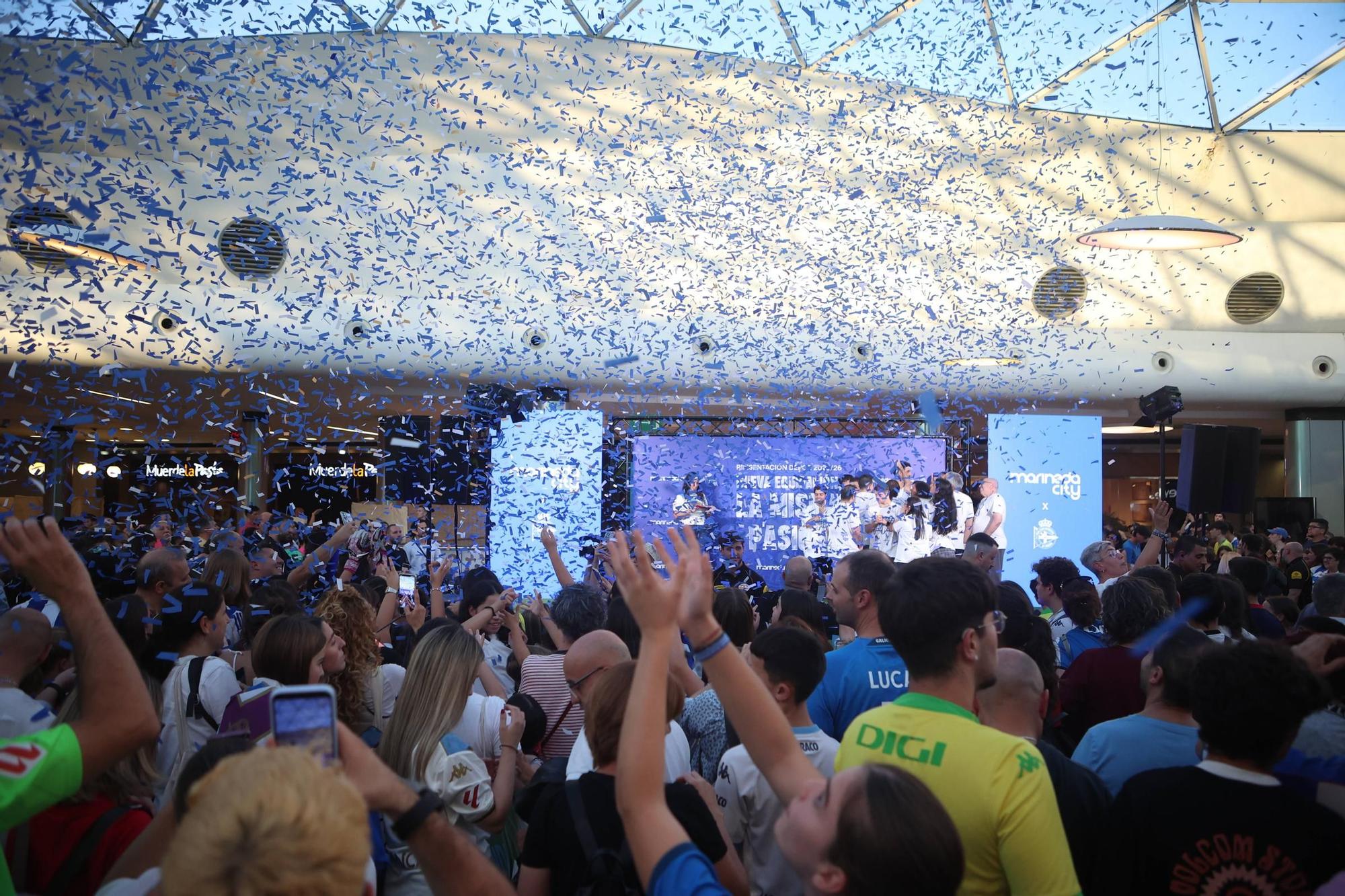 El Deportivo presenta en Marineda City sus equipaciones para la temporada 2025-2026