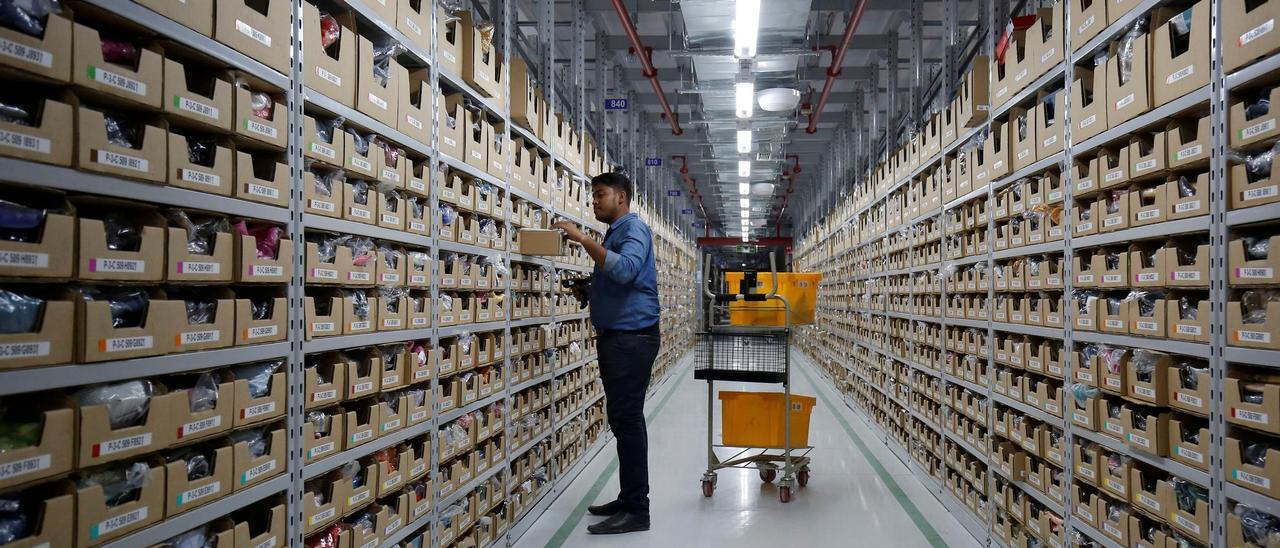Trabajar en Amazon: ¿Cómo es el trabajo en un centro logístico de Amazon?  esto es lo que opinan sus empleados