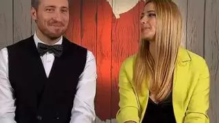 Detienen 'First Dates' tras el baile en directo: "Me sabe mal, pero a mí me gustan los latinos!