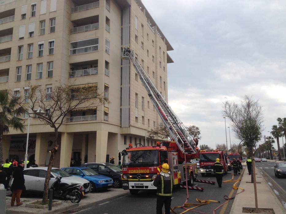 Incendio en una vivienda en la calle Pacífico